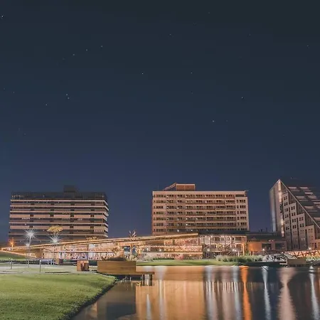 Studio Incrivel No Parque Una Com Vaga De Garagem Pelotas Exterior photo